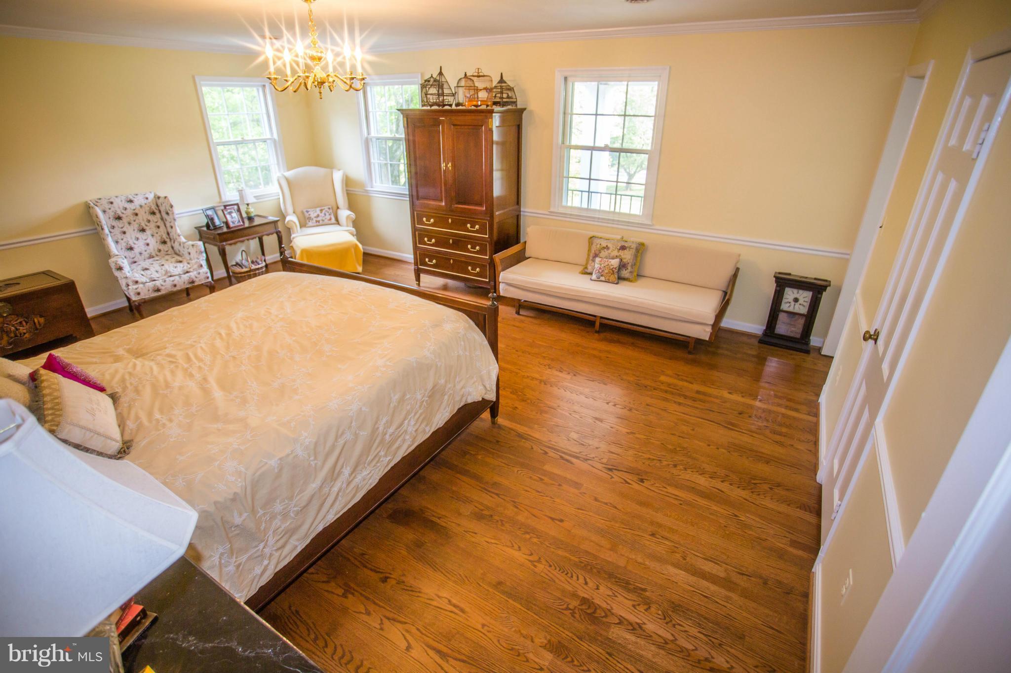 12910 Esworthy Road North Potomac, MD 20878 - Photo 22 of 30 Bedroom (Master)