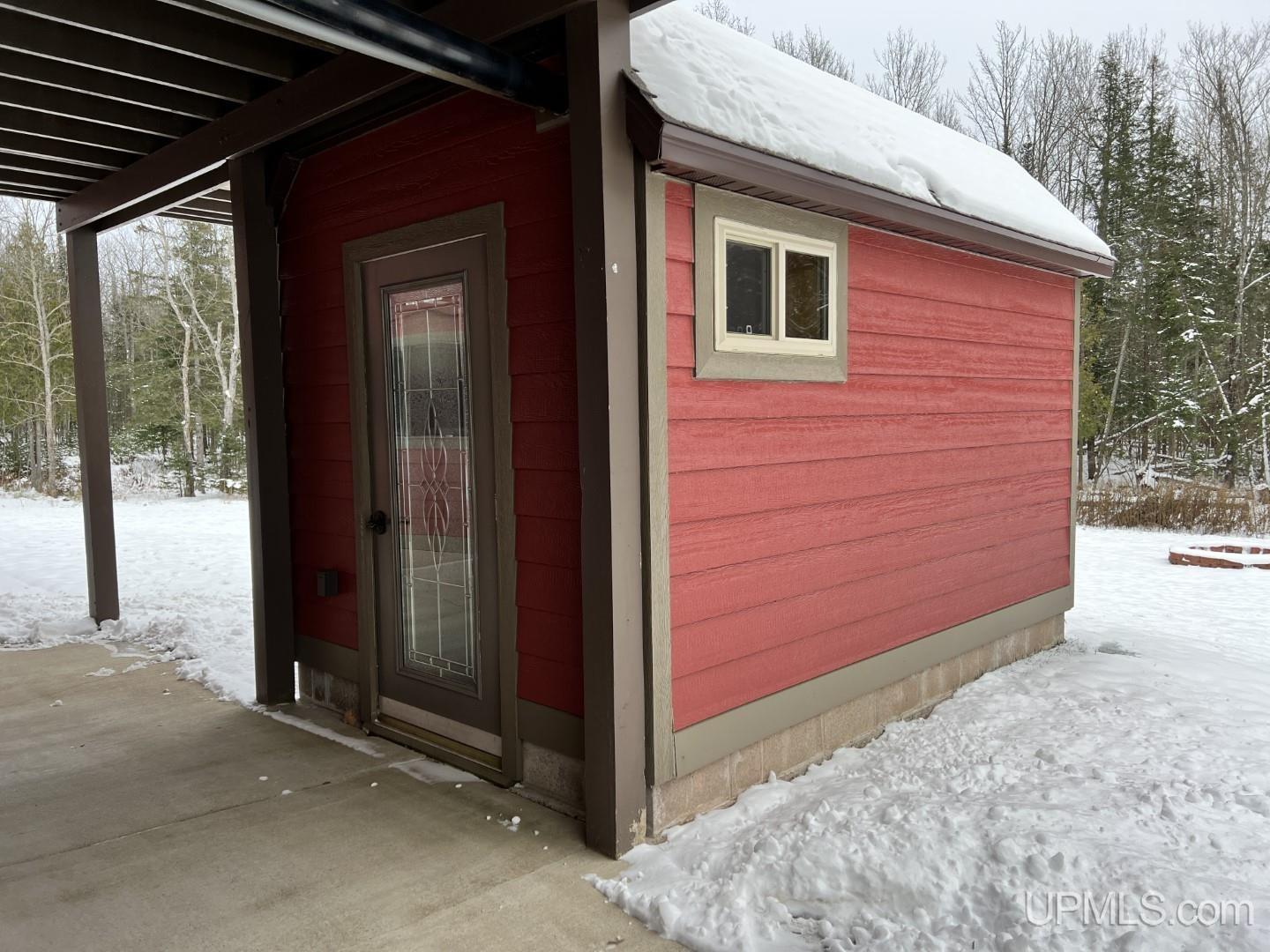 105 Tuttle Avenue L'Anse, MI 49946 - Photo 44 of 66