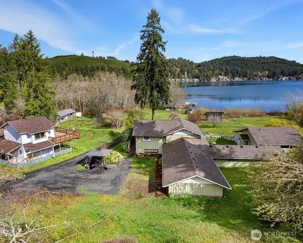 $1,610,000 | 401 Summit Lake Shore Road Northwest, Olympia, WA 98502