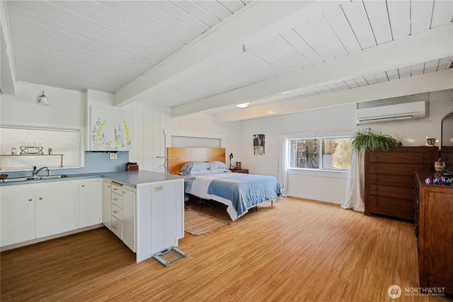 $1,610,000 | 401 Summit Lake Shore Road Northwest, Olympia, WA 98502