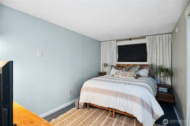 $1,610,000 | 401 Summit Lake Shore Road Northwest, Olympia, WA 98502