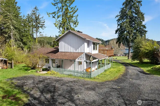 $1,610,000 | 401 Summit Lake Shore Road Northwest, Olympia, WA 98502