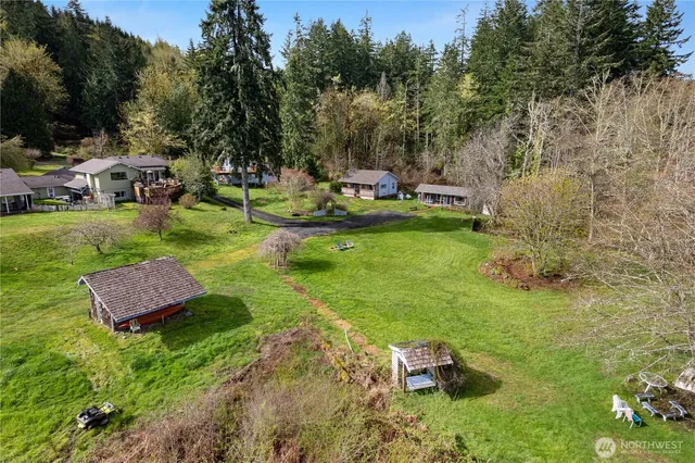 $1,610,000 | 401 Summit Lake Shore Road Northwest, Olympia, WA 98502