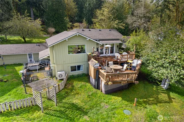 $1,610,000 | 401 Summit Lake Shore Road Northwest, Olympia, WA 98502