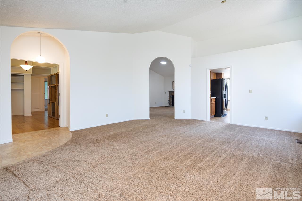 5310 Vista Ridge Way Reno, NV 89523 - Photo 7 of 25 a view of an empty room