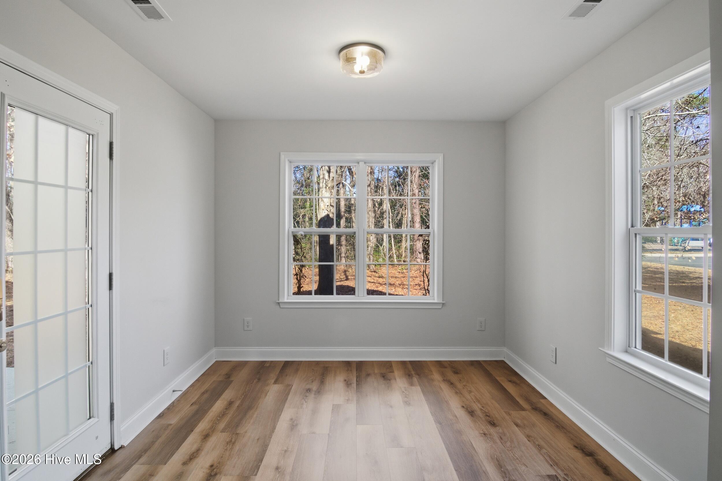 119 Woodford Road Northeast Leland, NC 28451 - Photo 13 of 41 17_breakfastnook