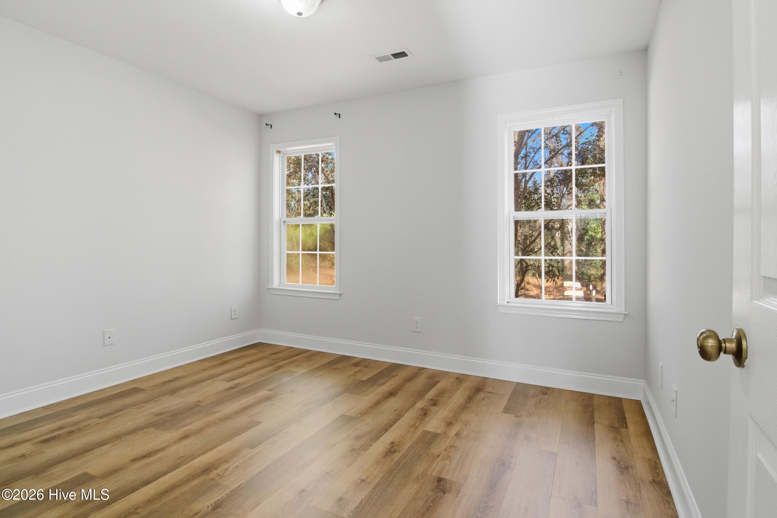 119 Woodford Road Northeast Leland, NC 28451 - Photo 22 of 41 26_bedroom2-1