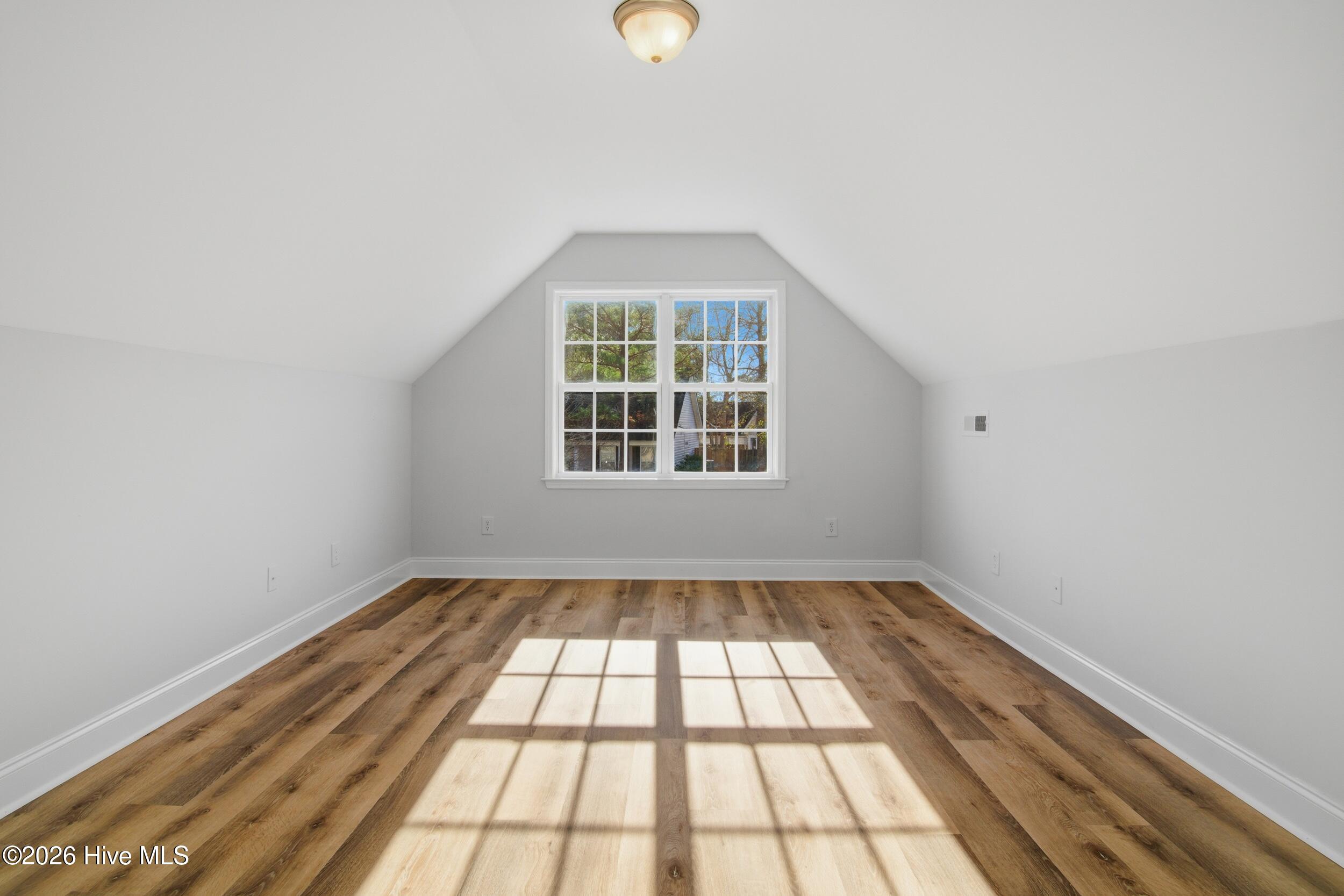 119 Woodford Road Northeast Leland, NC 28451 - Photo 32 of 41 36_upperroom1