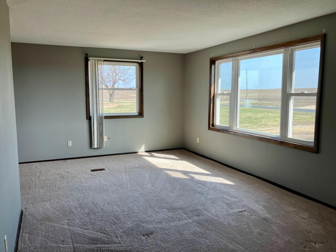 26292 Covell Road Sterling, IL 61081 - Photo 6 of 32