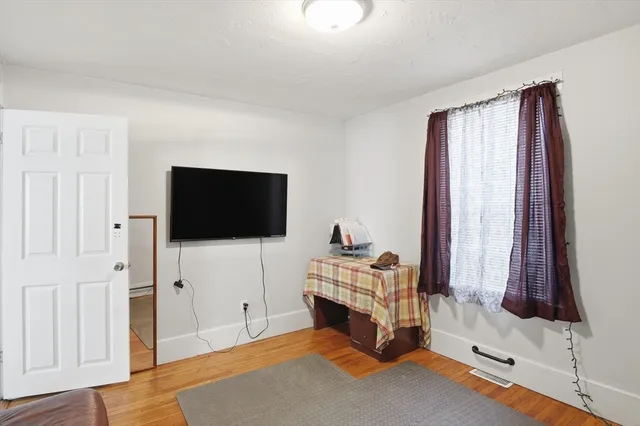 $650,000 | 10 Franklin Street, Medway, MA 02053