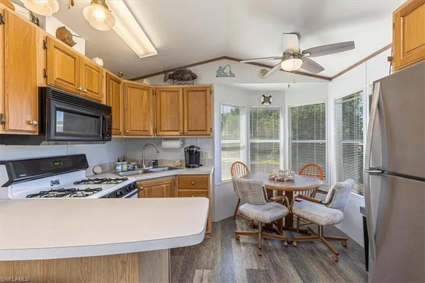a view of a storage & utility room