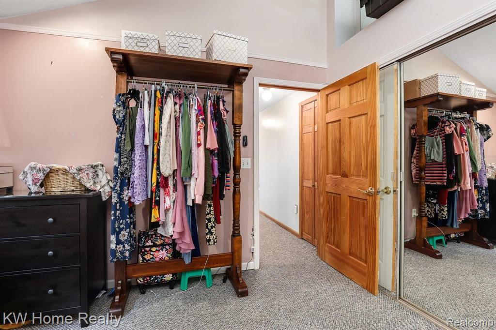 13630 Hoeft Road Belleville, MI 48111 - Photo 18 of 27