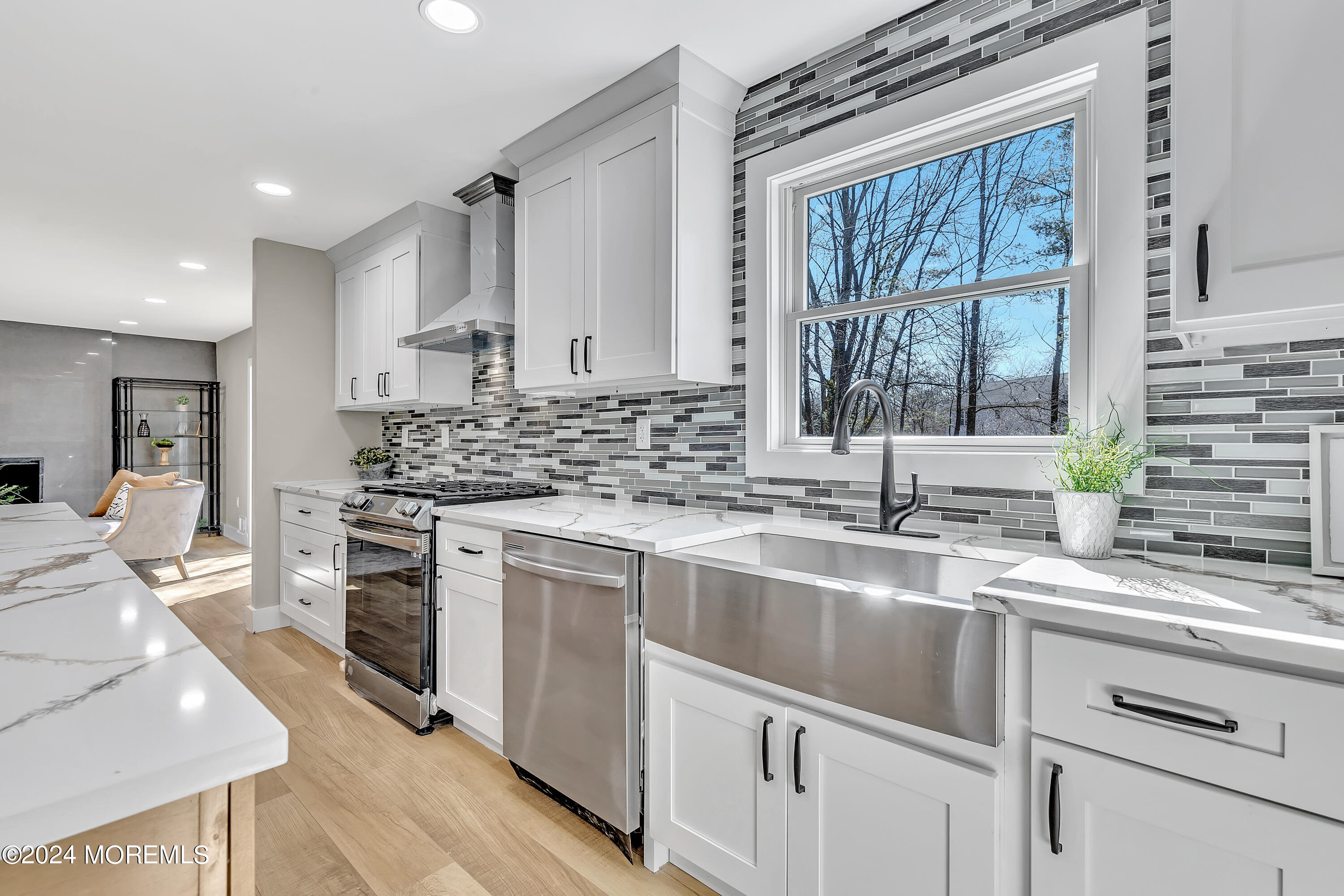 3 Morgan Road Middletown, NJ 07748 - Photo 14 of 40 014