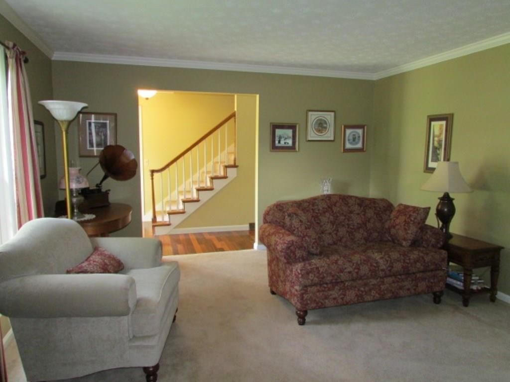 730 Linmuth Drive West Springfield, OH 45503 - Photo 8 of 58