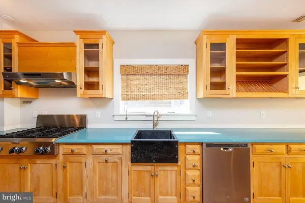 $2,500 | 7 North Loudoun Street, Unit 1/2, Winchester, VA 22601