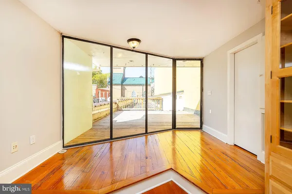 $2,500 | 7 North Loudoun Street, Unit 1/2, Winchester, VA 22601