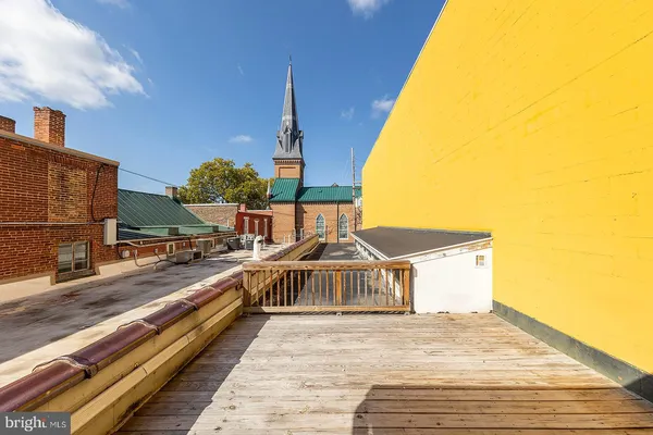 $2,500 | 7 North Loudoun Street, Unit 1/2, Winchester, VA 22601