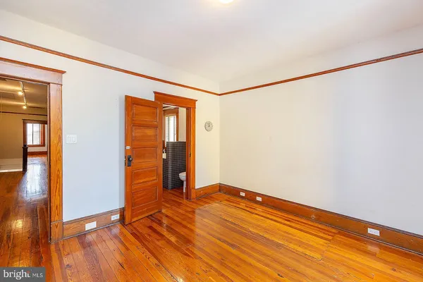 $2,500 | 7 North Loudoun Street, Unit 1/2, Winchester, VA 22601