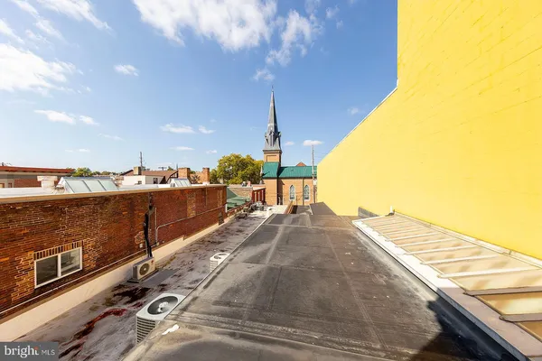 $2,500 | 7 North Loudoun Street, Unit 1/2, Winchester, VA 22601