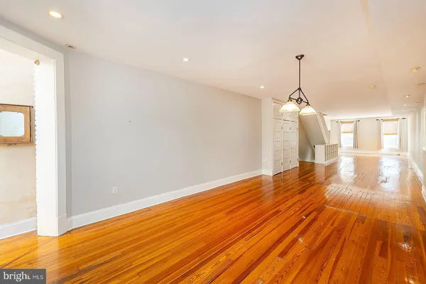 $2,500 | 7 North Loudoun Street, Unit 1/2, Winchester, VA 22601