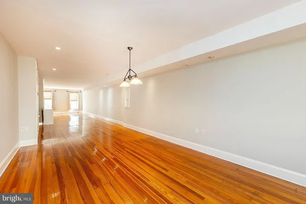 $2,500 | 7 North Loudoun Street, Unit 1/2, Winchester, VA 22601