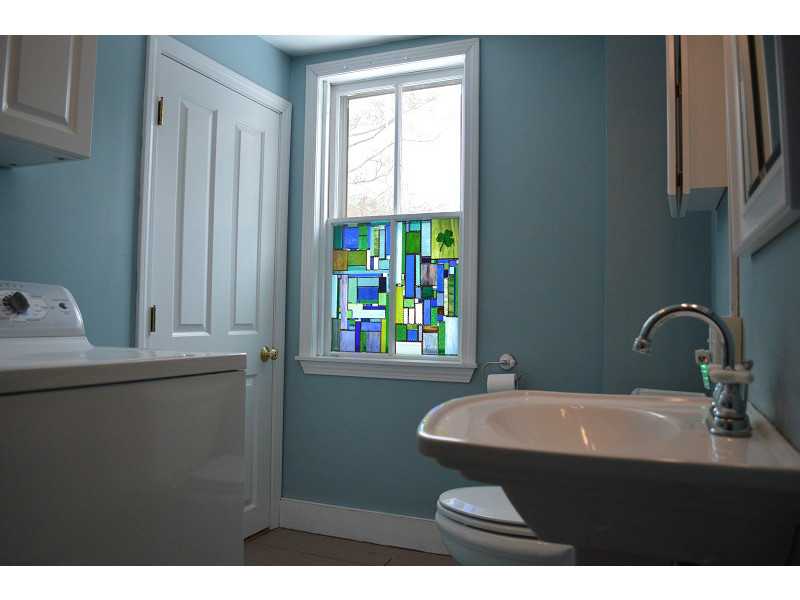 211 Harris Road Smithfield, RI 02917 - Photo 15 of 23 Bathroom.
