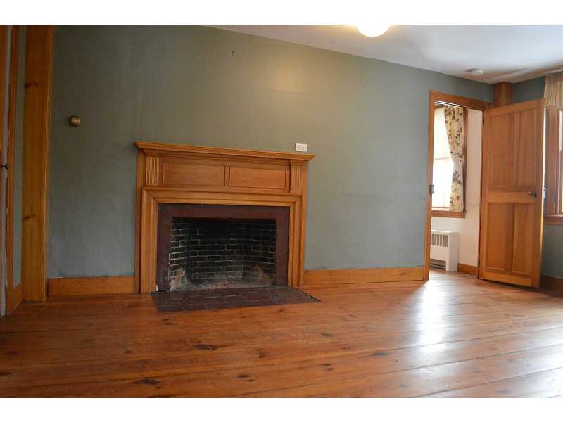 211 Harris Road Smithfield, RI 02917 - Photo 19 of 23 Living Room.