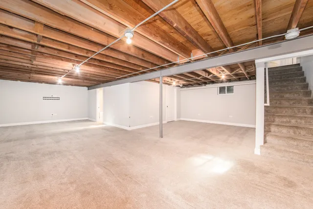 $489,900 | 101 North Pine Street, Mount Prospect, IL 60056