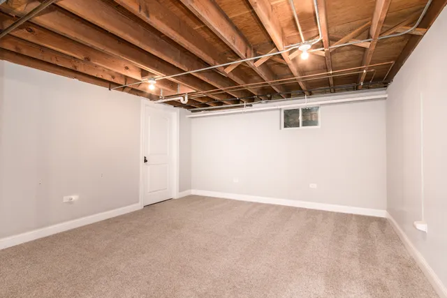 $489,900 | 101 North Pine Street, Mount Prospect, IL 60056