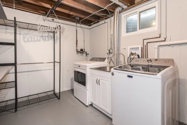 $489,900 | 101 North Pine Street, Mount Prospect, IL 60056