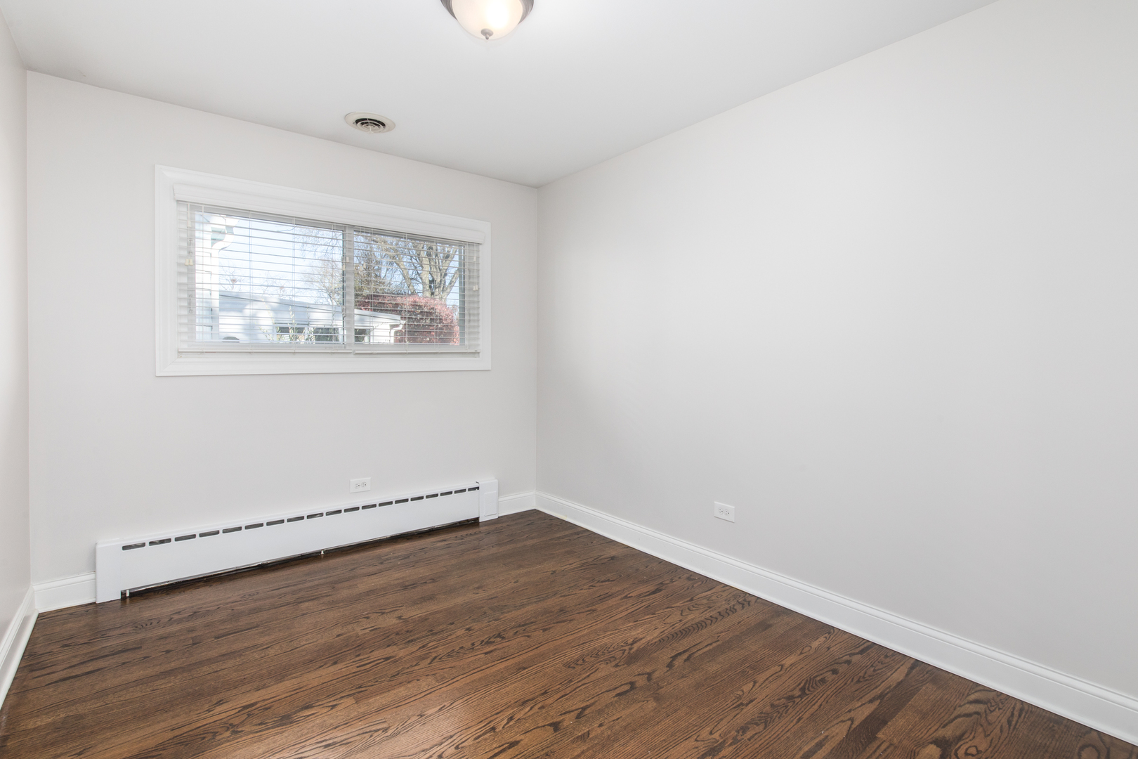 101 North Pine Street Mount Prospect, IL 60056 - Photo 9 of 32