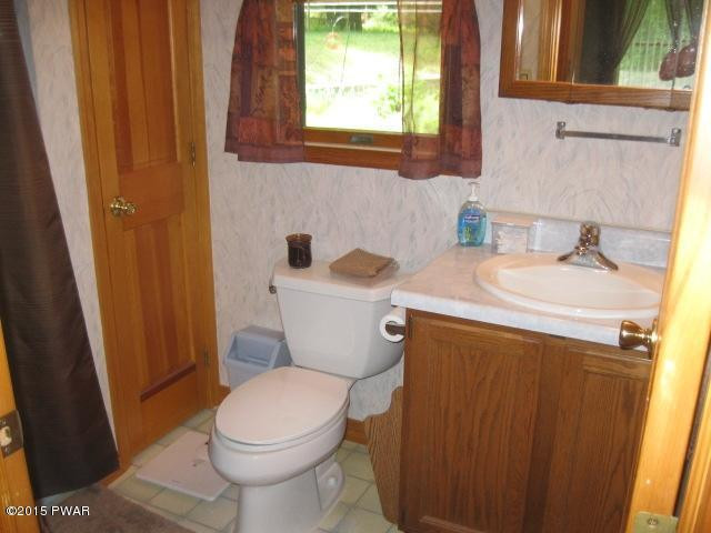 142 Pine Road Hawley, PA 18428 - Photo 16 of 22