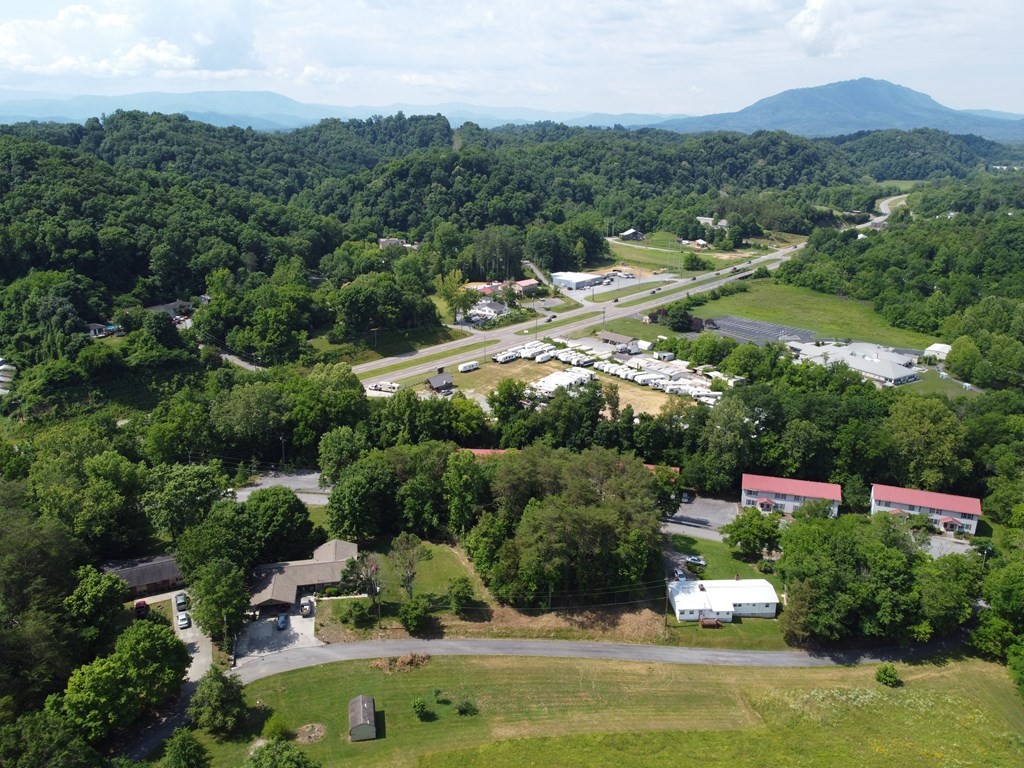 51 Center Street Sevierville, TN 37862 - Photo 15 of 18
