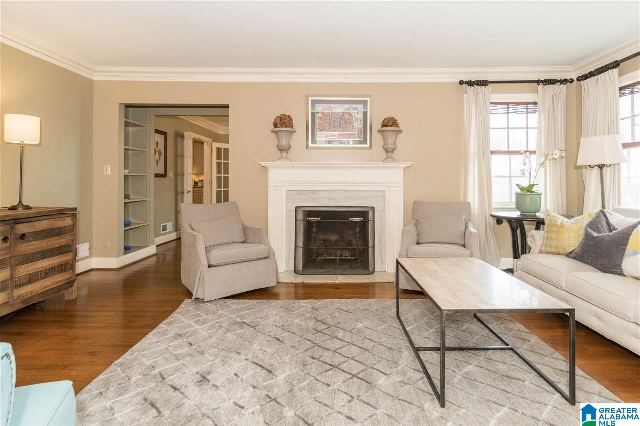 1729 Kensington Road Birmingham, AL 35209 - Photo 6 of 39