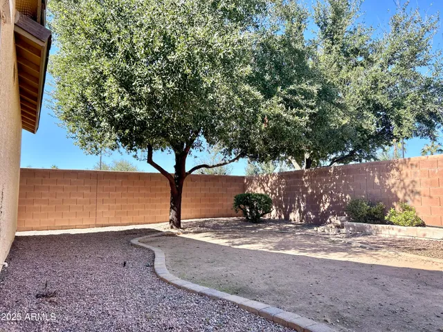 $1,995 | 852 East Runaway Bay Place, Chandler, AZ 85249
