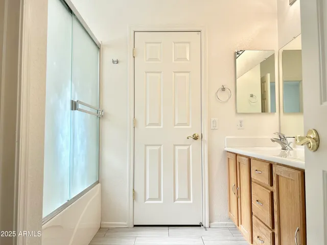 $1,995 | 852 East Runaway Bay Place, Chandler, AZ 85249