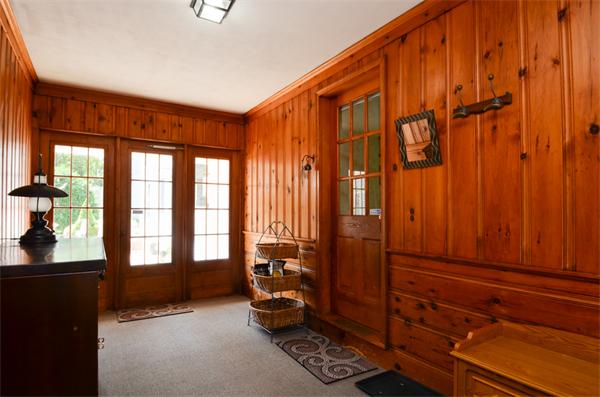 107 Viscount Road Longmeadow, MA 01106 - Photo 15 of 30