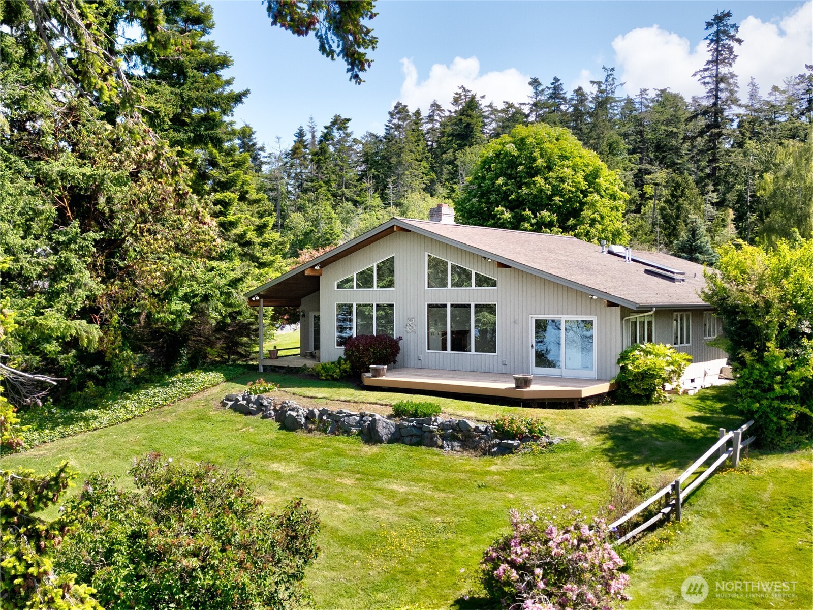 16004 Snee Oosh Road La Conner, WA 98257 - Photo 17 of 23 Gallery Image 17