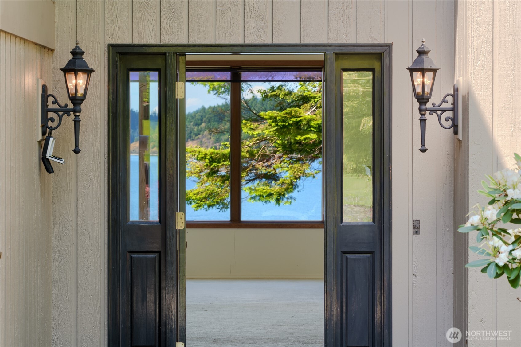 16004 Snee Oosh Road La Conner, WA 98257 - Photo 4 of 23 Gallery Image 4