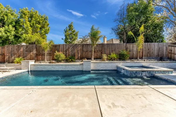 $970,000 | 9700 Glacier Creek Way, Elk Grove, CA 95624