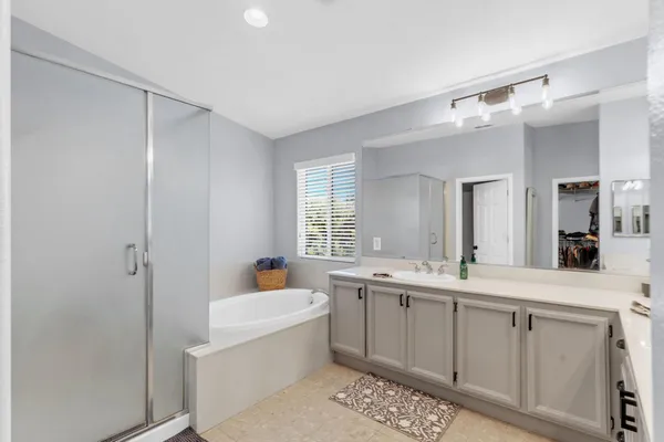 $970,000 | 9700 Glacier Creek Way, Elk Grove, CA 95624