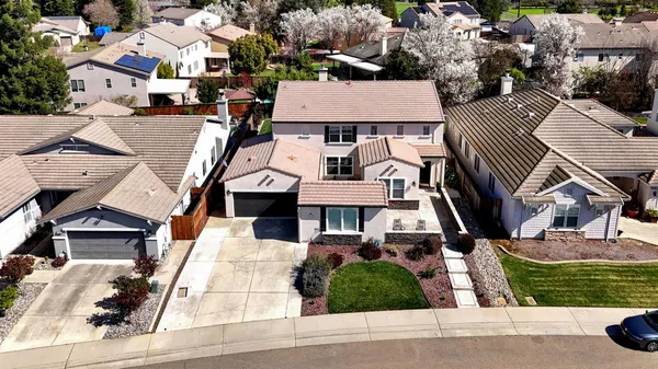 $985,000 | 9700 Glacier Creek Way, Elk Grove, CA 95624
