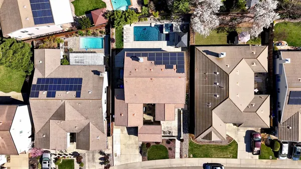 $985,000 | 9700 Glacier Creek Way, Elk Grove, CA 95624