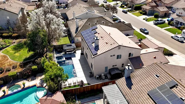 $985,000 | 9700 Glacier Creek Way, Elk Grove, CA 95624