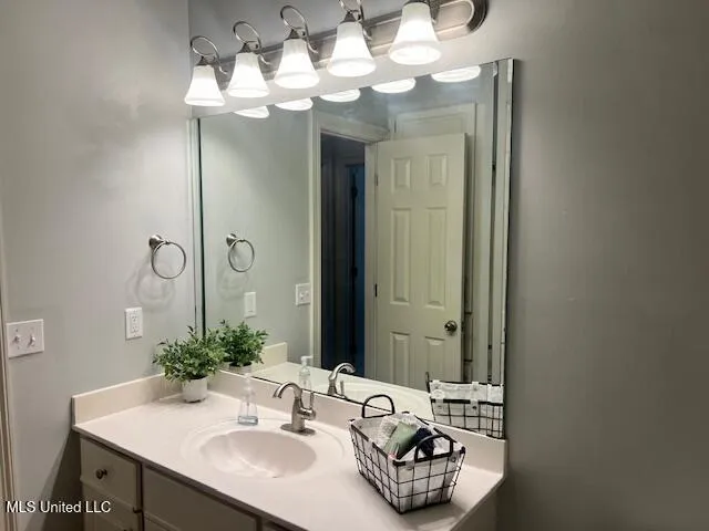 $349,900 | 619 Hampshire Place, Brandon, MS 39047