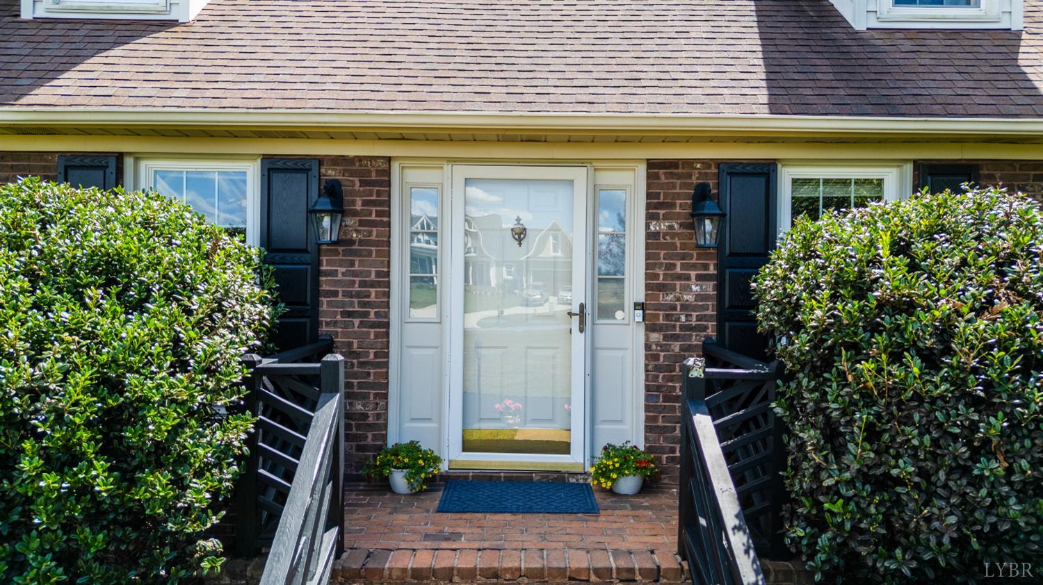 1199 Great Oak Road Forest, VA 24551 - Photo 4 of 85 a front view of a building