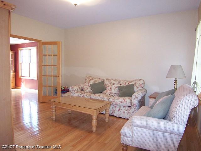 1604 Cherry Street Scranton, PA 18505 - Photo 4 of 9 Gallery Image 4