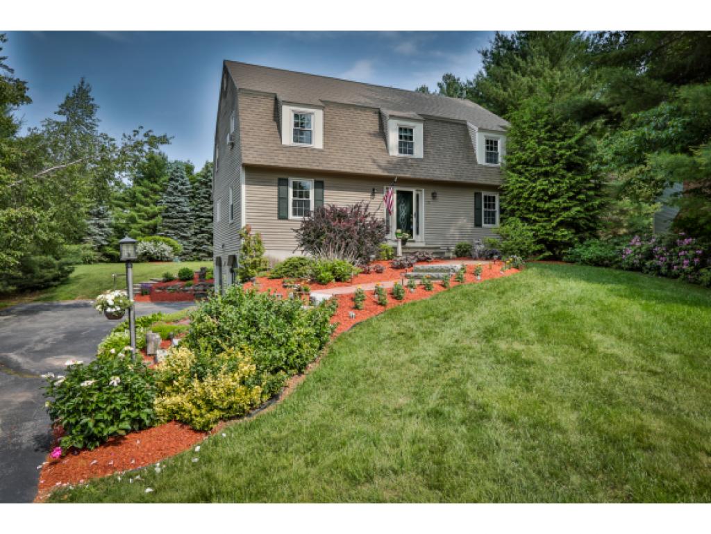 13 Rossini Road Londonderry, NH 03053 - Photo 1 of 25
