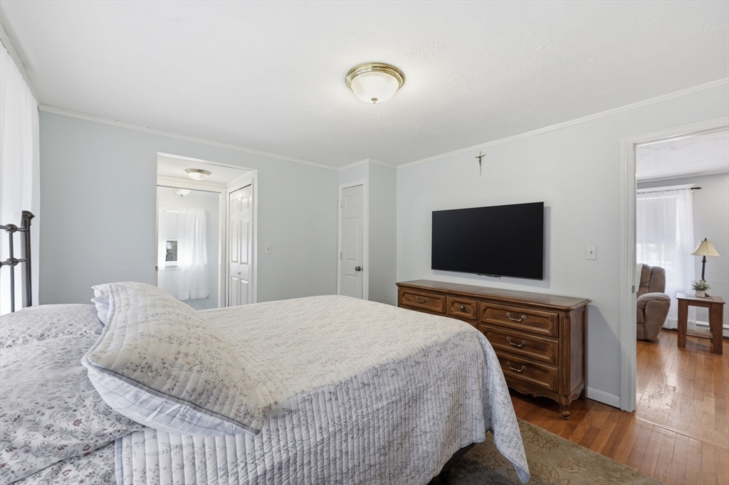 28 Rosina Road Weymouth, MA 02189 - Photo 23 of 41