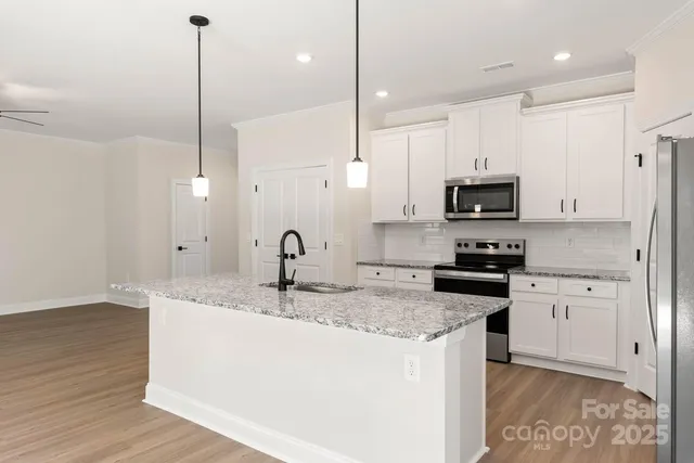 $359,900 | 280 Limestone Terrace, Mills River, NC 28759